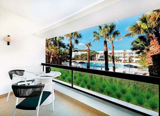 Grand Palladium Select Palace Ibiza - Doppelzimmer Deluxe Poolblick (Zimmercodierung DDP)