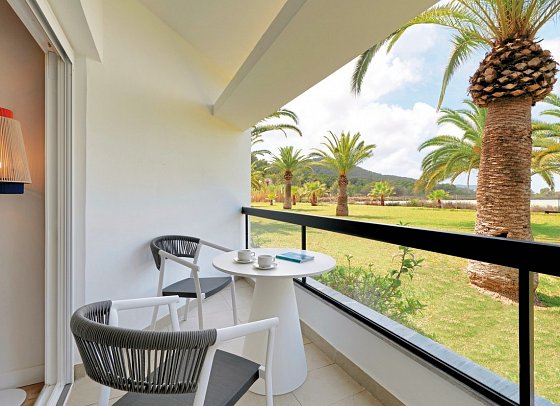 Grand Palladium Select Palace Ibiza - Doppelzimmer Deluxe Gartenblick (Zimmercodierung DDG)