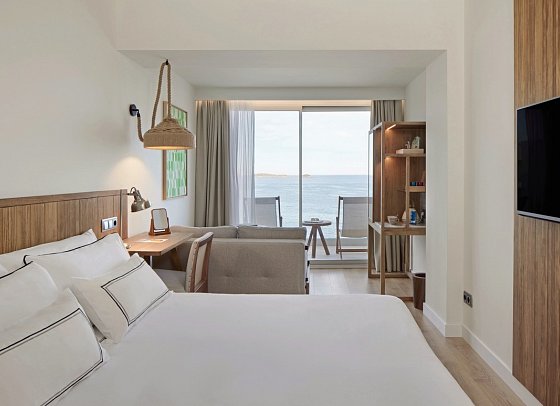Meliá Ibiza - Wohnbeispiel Juniorsuite Meerblick (Zimmercodierungen J3M & J4M)