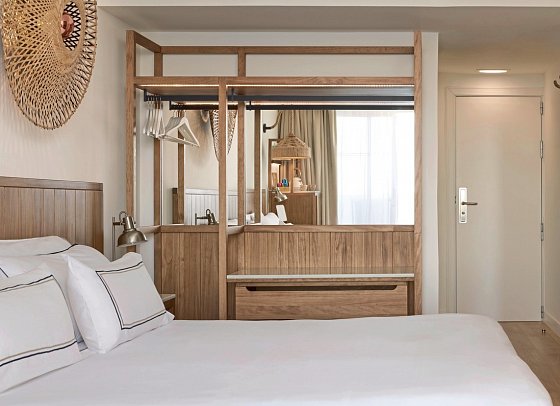 Meliá Ibiza - Wohnbeispiel Doppelzimmer Premium Meliá Meerblick (Zimmercodierungen D1M & D2M)