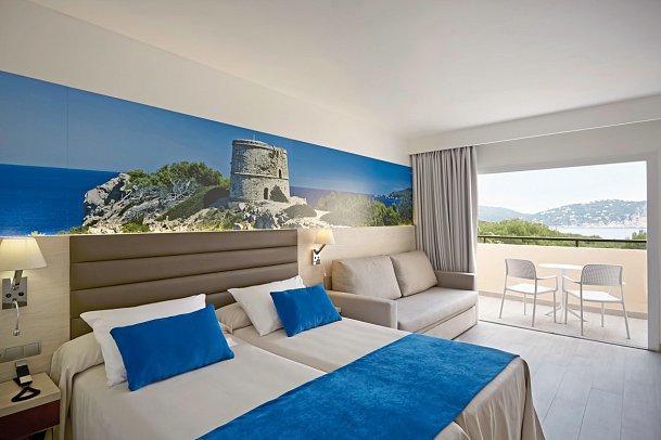 Invisa Cala Blanca - Wohnbeispiel Doppelzimmer Superior Premium Meerblick (Zimmercodierung D2M)