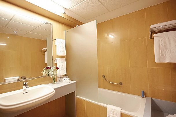 Invisa La Cala - Beispiel Bad (Zimmercodierung JB1)