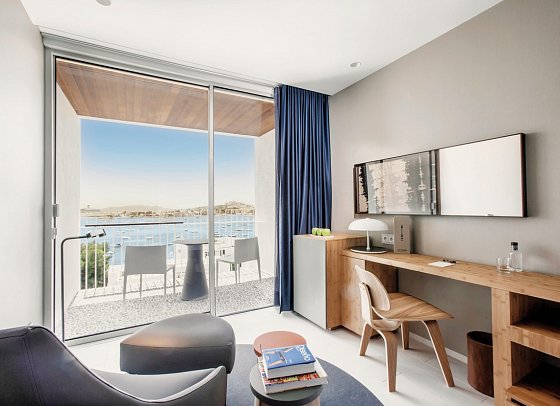 Ocean Drive Talamanca - Wohnbeispiel Doppelzimmer Deluxe Meerblick (Zimmercodierung DDM)