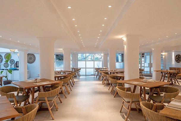 FERGUS Style Punta Arabí