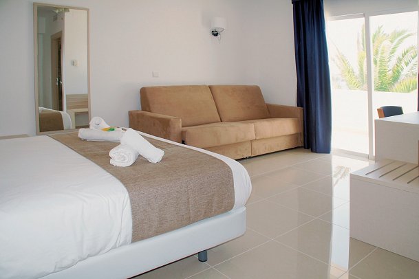 Roca Bella - Wohnbeispiel Doppelzimmer Superior Meerblick (Zimmercodierung DSM)