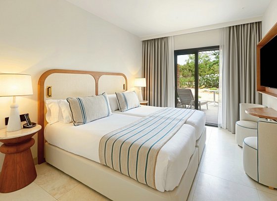 TRS Ibiza Hotel - Wohnbeispiel Doppelzimmer Deluxe (Zimmercodierungen DD1 & DD4)