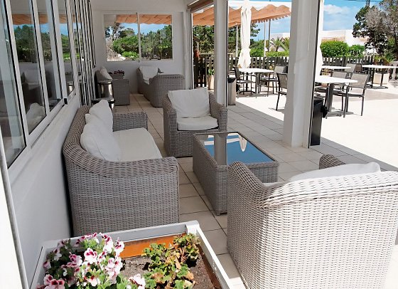 Lago Playa Resort