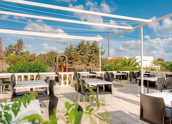 Lago Playa Resort