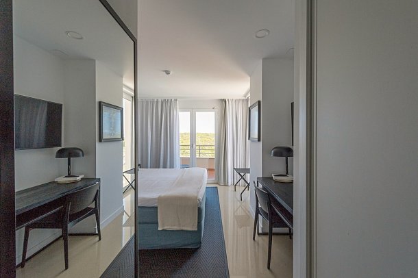 Tahiti - Wohnbeispiel Doppelzimmer Superior seitl. Meerblick (Zimmercodierungen D1N & D4N)