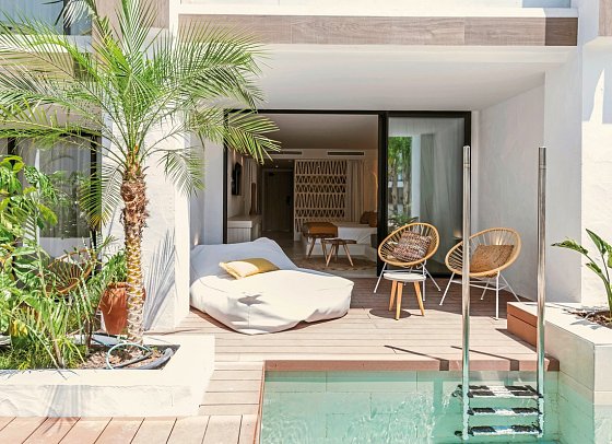 Nativo Ibiza - Wohnbeispiel Juniorsuite Swim-Up (Zimmercodierung JBQ)