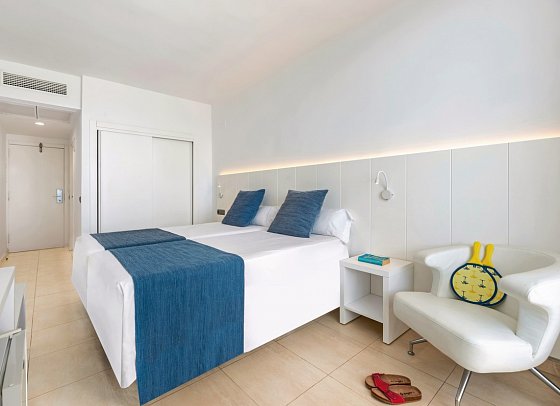 Vibra Algarb - Wohnbeispiel Doppelzimmer seitl. Meerblick (Zimmercodierung DBN)
