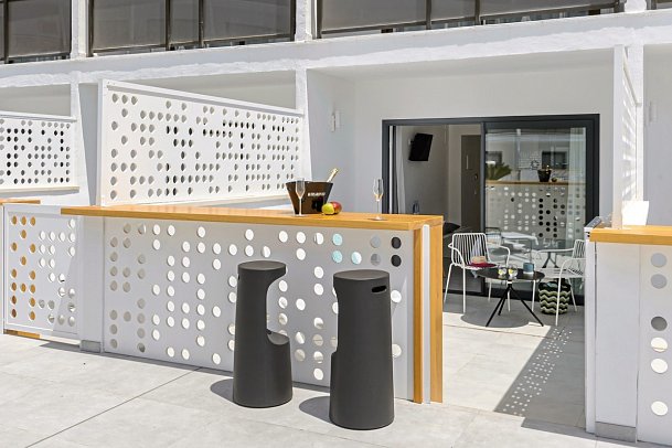 Vibra Mare Nostrum - Beispiel Terrasse Doppelzimmer Superior (Zimmercodierung DS1)