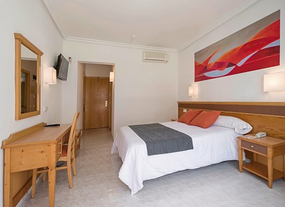 Vibra Mare Nostrum - Wonbeispiel Doppelzimmer (mit Queensize-Bett) (Zimmercodierung DB2)