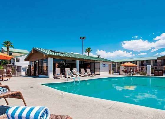 Best Western Plus King's Inn & Suites