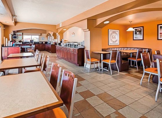 Best Western Plus King's Inn & Suites