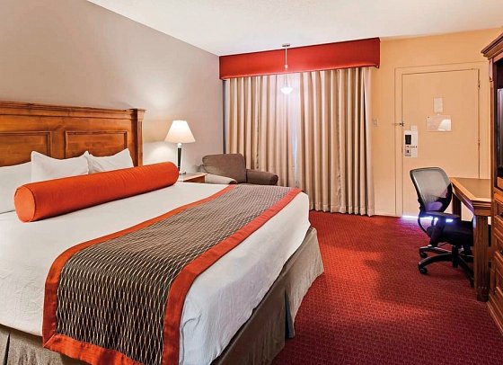 Best Western Plus King's Inn & Suites - Wohnbeispiel Standard Room (Zimmercodierung UG1)
