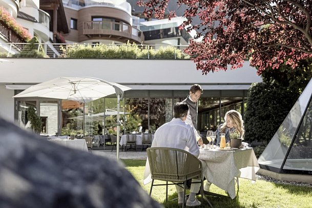 Das Central - Alpine. Luxury. Life.
