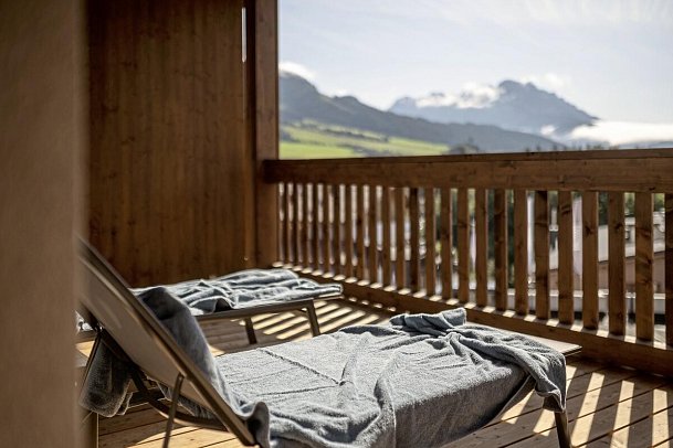 ADEA Lifestyle Suites Fieberbrunn - Beispiel Balkon Suite Wellness Diana (Zimmercodierung WB3)