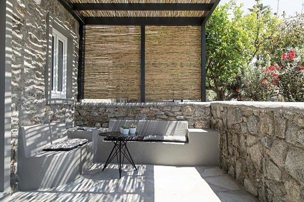 My Mykonos Hotel - Terassenbeispiel Doppelzimmer Landblick (Zimmercodierung DBL)