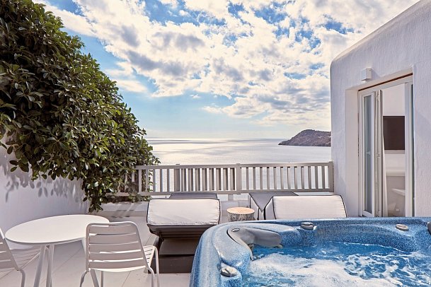 Myconian Imperial Resort - Wohnbeispiel Premium Meerblick Jacuzzi (Zimmercodierung DM1)
