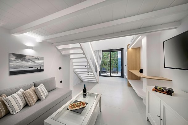 Deliades - Wohnbeispiel Doppelzimmer Landblick (Zimmercodierung DB1)