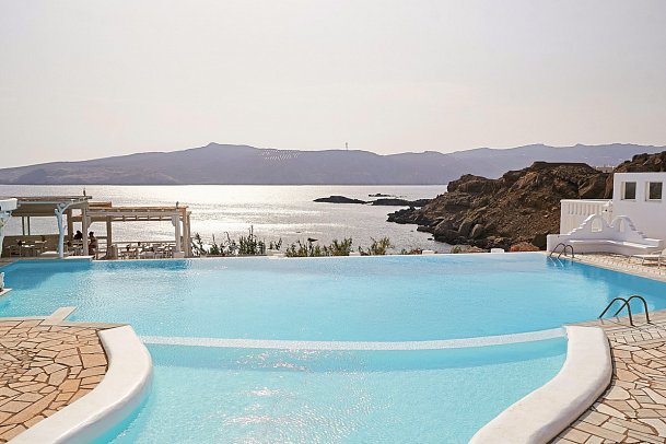 Mykonos Lolita a Grecotel Resort to Live