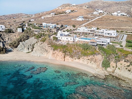 Mykonos Lolita a Grecotel Resort to Live