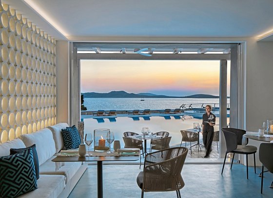 Mykonos Grand Hotel & Resort - Nama Restaurant
