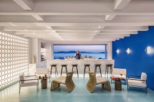Mykonos Grand Hotel & Resort - Nama Pool Bar