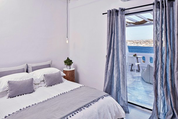 Mykonos No 5 - Wohnbeispiel Doppelzimmer Deluxe Meerblick (Zimmercodierung DDM)