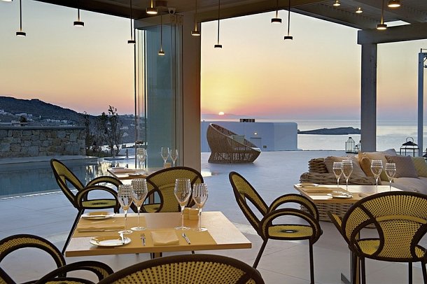 Myconian Naia, Luxury Suites - Restaurant 