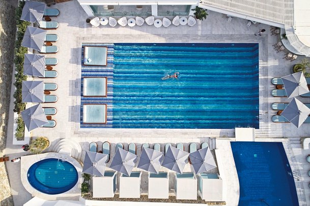 Myconian Naia, Luxury Suites