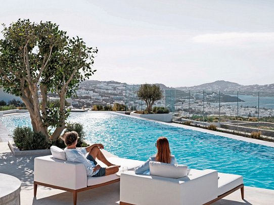 Deos Mykonos - A Myconian Collection Hotel