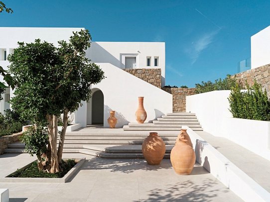 Deos Mykonos - A Myconian Collection Hotel