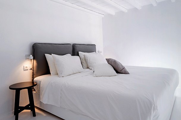 Mykonos Moments - Pietra e Mare - Wohnbeispiel Doppelzimmer Meerblick (Zimmercodierung DBM)