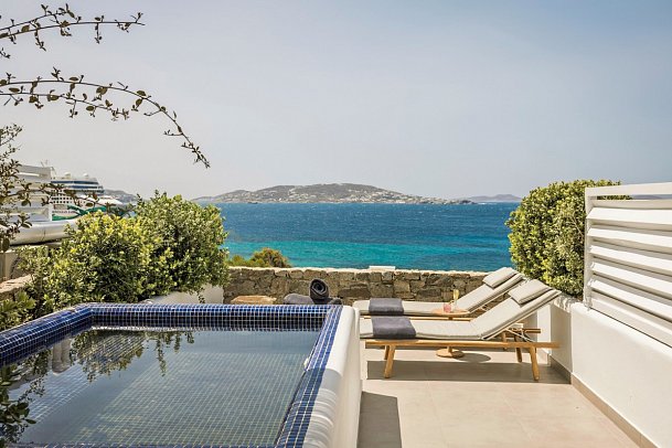 Grace Mykonos - Wohnbeispiel Suite Premium Meerblick Plunge Pool (Zimmercodierung WMR)