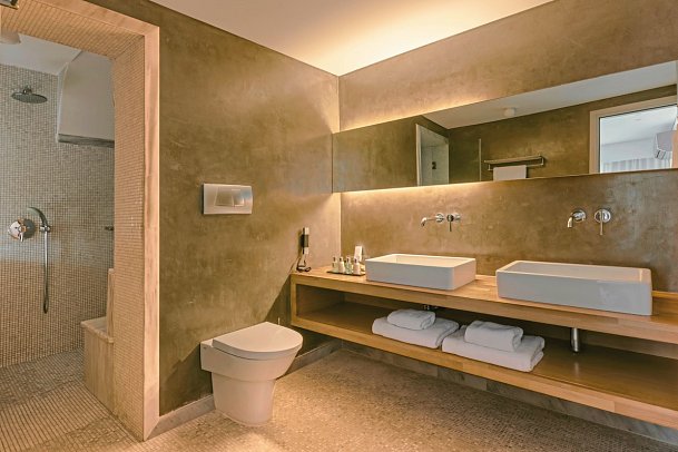 Grace Mykonos - Badbeispiel Suite Premium Meerblick Plunge Pool (Zimmercodierung WMR)