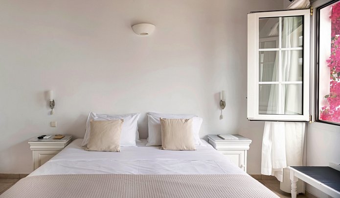 Rhenia Mykonos - Wohnbeispiel Doppelzimmer Meerblick Delos (Zimmercodierung D1M)