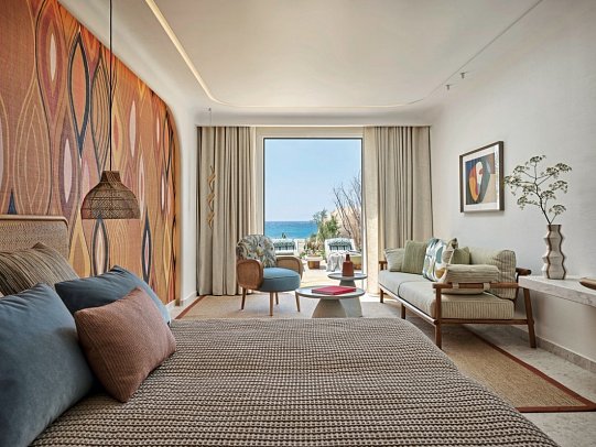 Myconian Sunrise - Executive Beachfront Jacuzzi