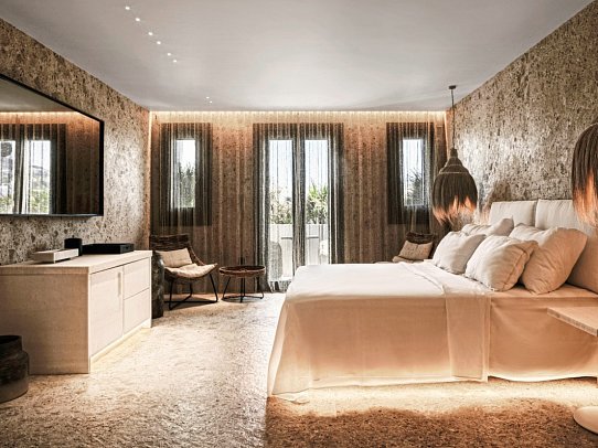 Myconian O - EOS Room with Balcony