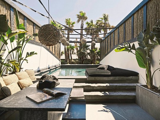 Myconian O - NOS Room with Private Pool