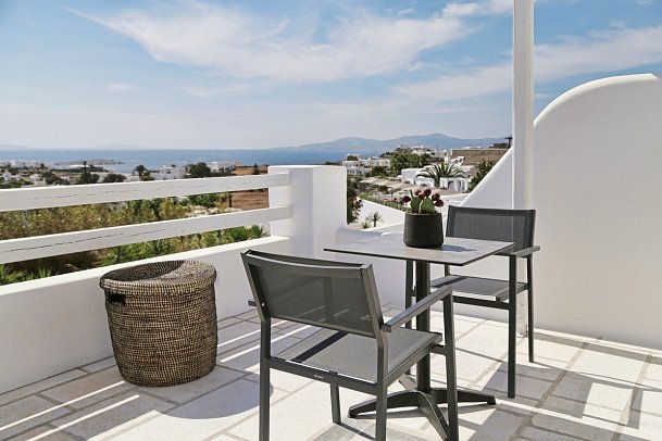 Livin Mykonos - Wohnbeispiel Juniorsuite Meerblick (Zimmercodierung JBM)