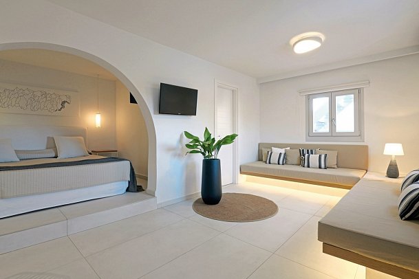 Boutiquehotel Andronikos - Wohnbeispiel Juniorsuite Gartenblick (Zimmercodierung JBG)