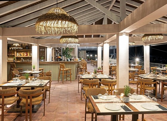Petra Nera Hotel Skiathos, Philian Hotels & Resorts