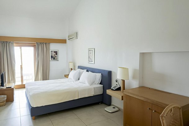 Kanapitsa Mare Hotel - Wohnbeispiel Doppelzimmer Deluxe Meerblick (Zimmercodierung DDM)