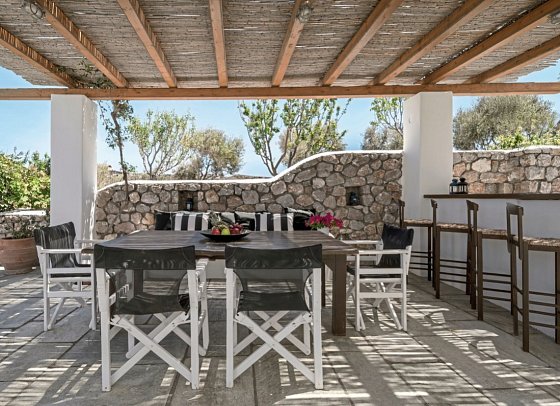 Anema Luxury Suites and Villas