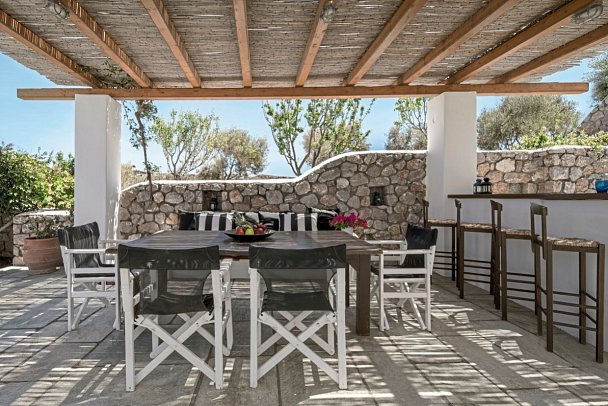 Anema Luxury Suites and Villas