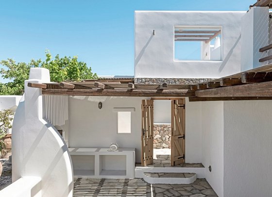 Anema Luxury Suites and Villas - Wohnbeispiel Vorias Suite mit Meerblick (Zimmercodierung W1M)