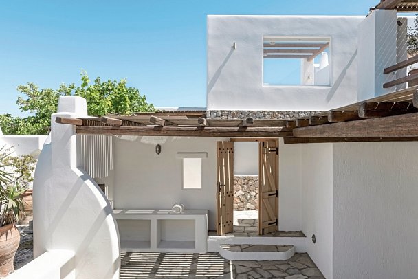 Anema Luxury Suites and Villas - Wohnbeispiel Vorias Suite mit Meerblick (Zimmercodierung W1M)