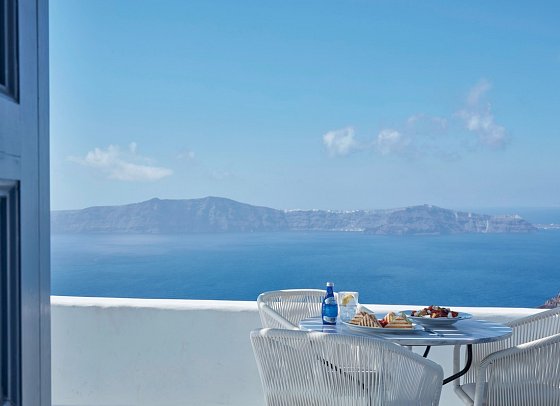Cliff Side Suites